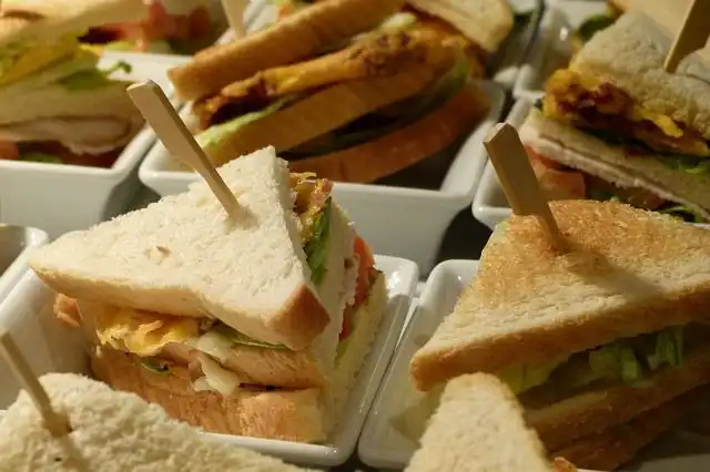 club-sandwich image