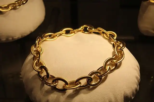 collier image