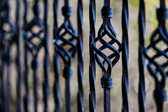 fence image