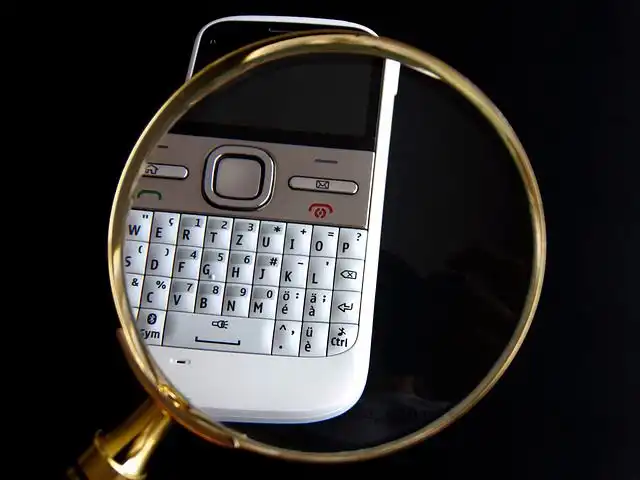 magnifying-glass image