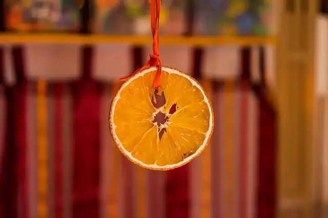 oranges image