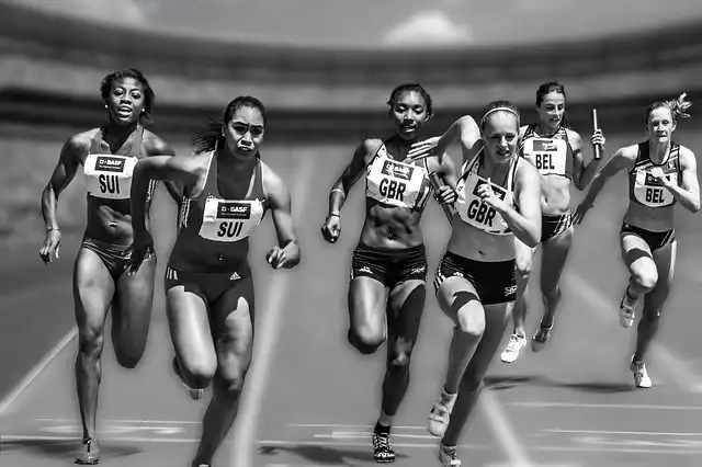 relay-race image