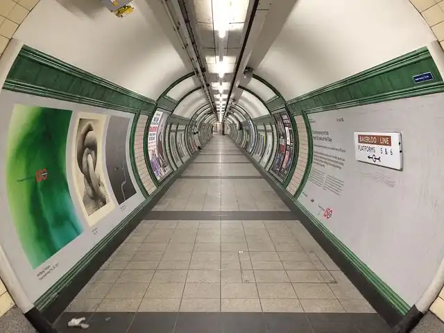 subway-station image