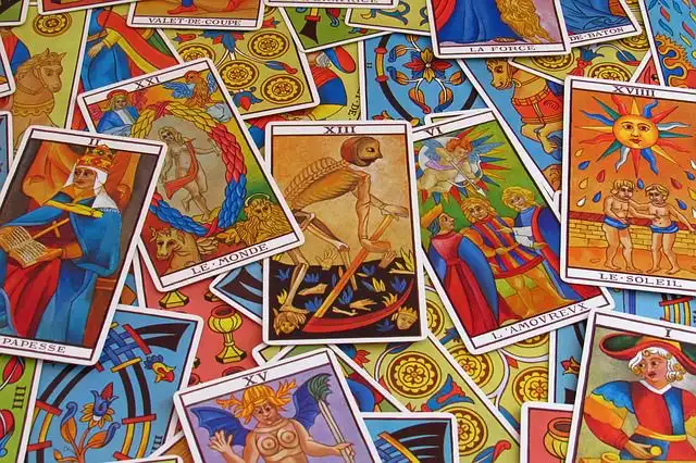 tarot-cards image